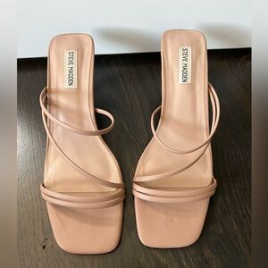 Steve Madden nude strappy sandals